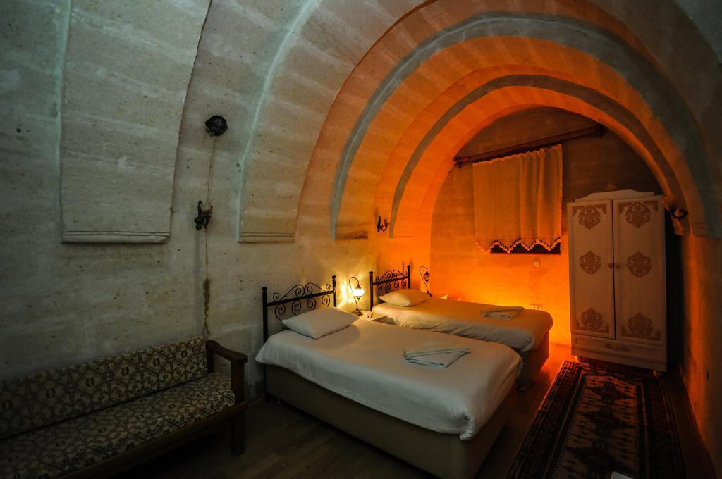 Hotel Helios Cave Kapadokya Ürgüp Esterno foto